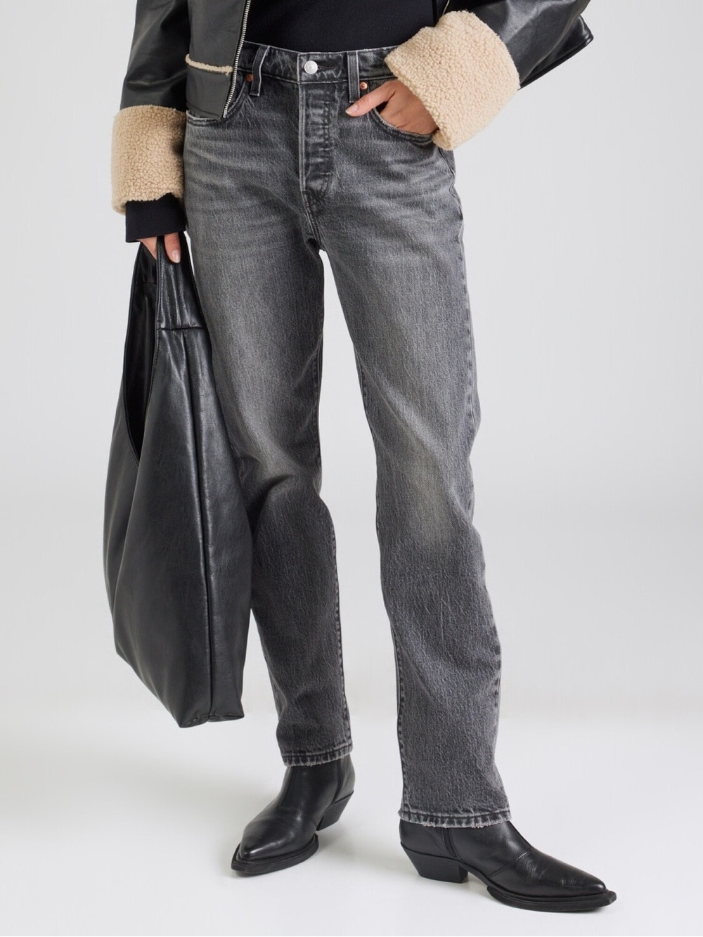Levi’s 501 Straight Leg Jeans, Vintage Wash Black / Grey – Unisex Size 30 x 32